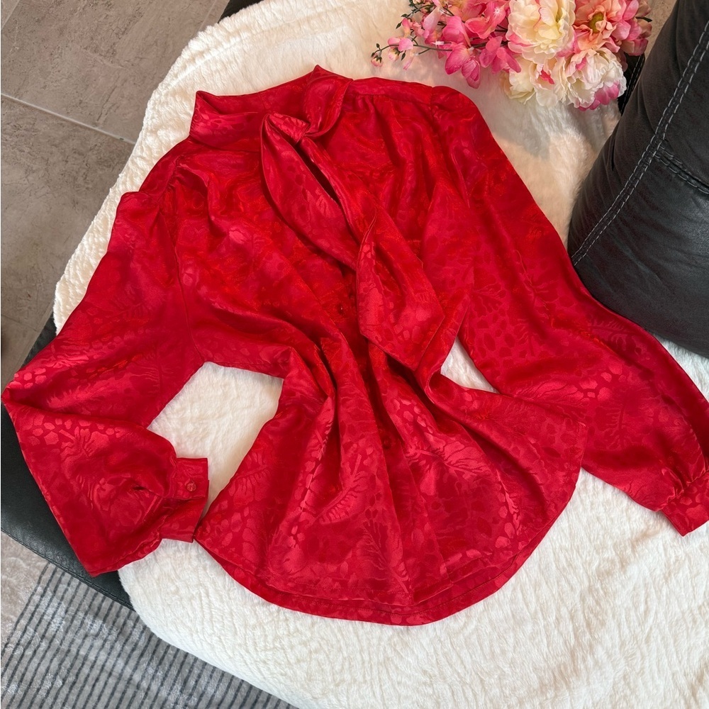 3 x 20$ Vibrant Red Tie Front Long Sleeve Blouse Size L